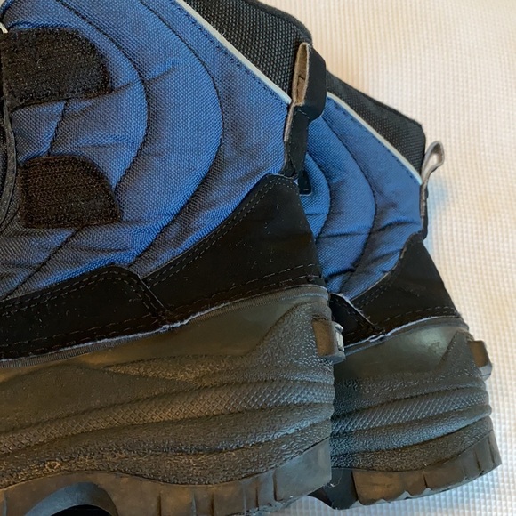 Magellan Winter Boys Boots Insulant Size 12 Black and blue - Picture 10 of 14